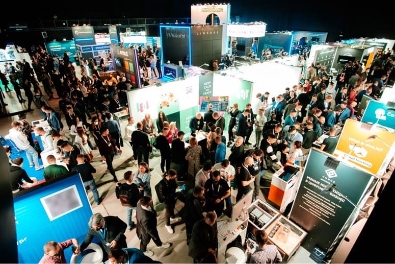Люди на Blockchain Life 2021