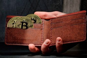 Как найти старый биткоин-кошелек по адресу